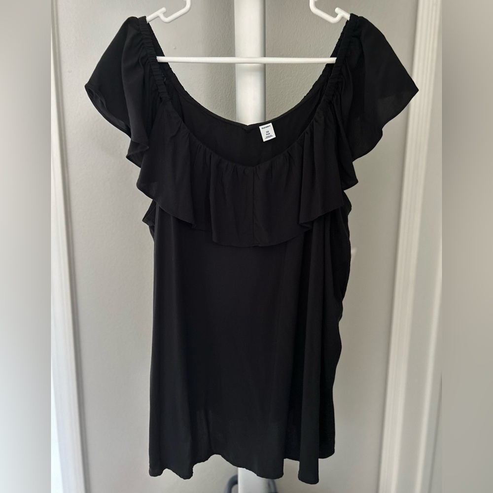 Old Navy Black Ruffled Blouse NWT